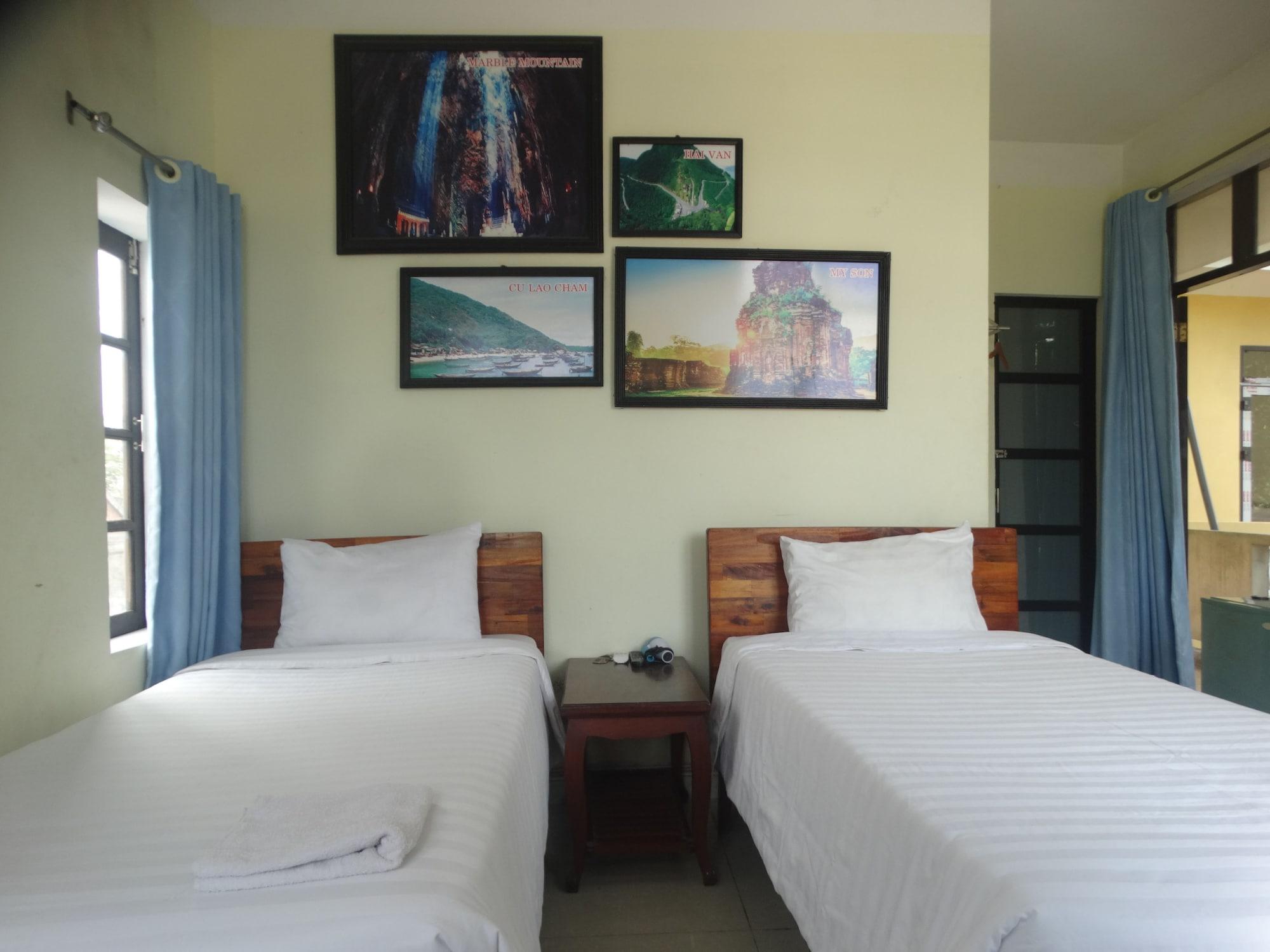 Yellow House Homestay Хоян Екстер'єр фото